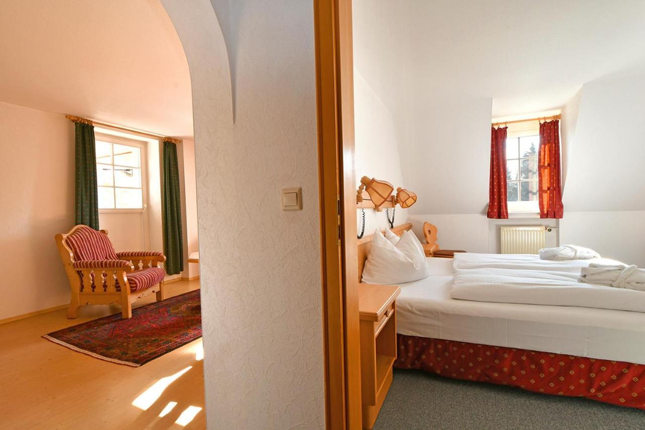 Landhotel Altes Zollhaus Hermsdorf  Luaran gambar